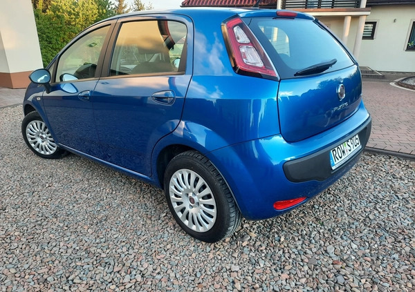 Fiat Punto Evo cena 17900 przebieg: 109000, rok produkcji 2010 z Wieliczka małe 37